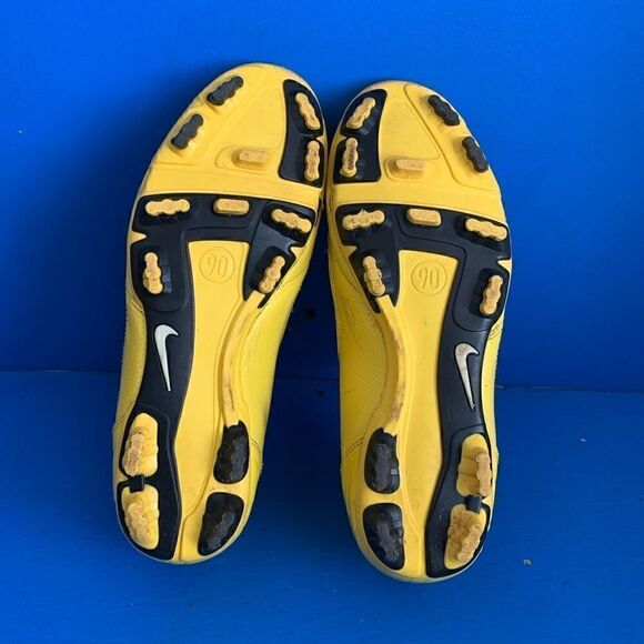 Nike Total90 Laser II 2 FG US7.5 Yellow 354745 702 Total 90 Iniesta LTD Elite main image 7